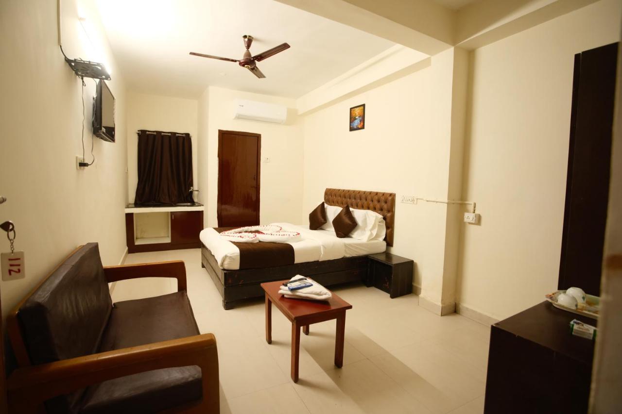 Ganesh Guest House Chennai Exterior photo